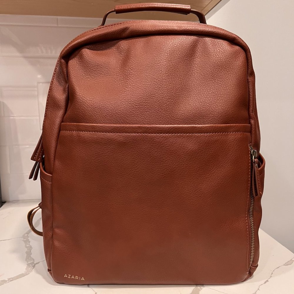 Azaria La Jolie in Chestnut